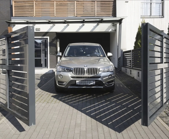 Ворота в Владикавказе